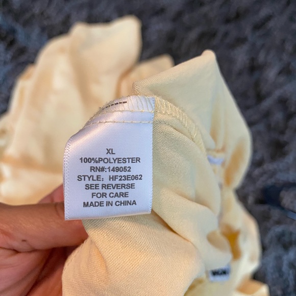 Wide leg jumpsuit w/ high leg splits - Picture 4 of 5